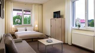 Отели типа «постель и завтрак» inCUBO Rooms and Apartments n.Lublin S19 Kolonia Tomaszowice Улучшенный трехместный номер-2