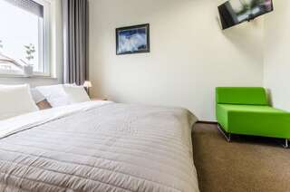 Отели типа «постель и завтрак» inCUBO Rooms and Apartments n.Lublin S19 Kolonia Tomaszowice Стандартный номер с кроватью размера "queen-size"-17